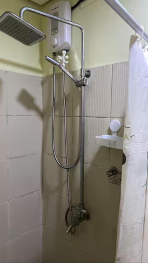 #14 Grace Residences Tower2 16f Apartment Manila