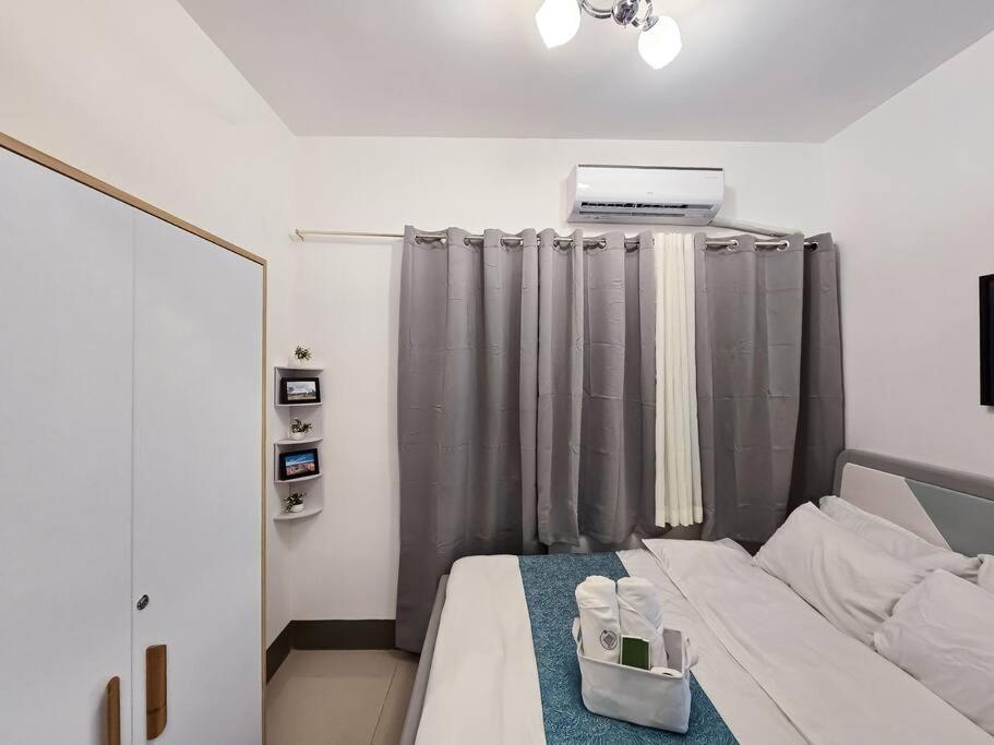1br Unit Condotel W Balcony Fame Residences -fm23 Manila