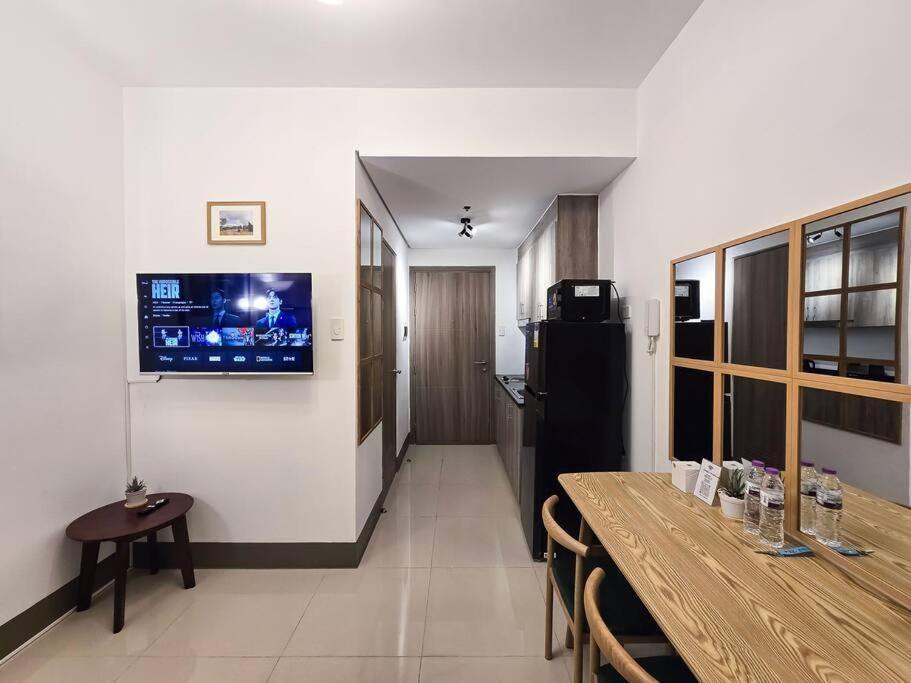 1br Unit Condotel W Balcony Fame Residences -fm23 Apartment