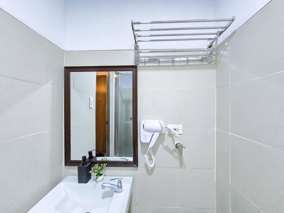 1br Unit Condotel W Balcony Fame Residences -fm23