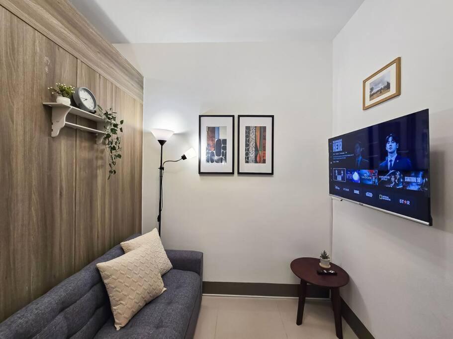 1br Unit Condotel W Balcony Fame Residences -fm23 * Manila