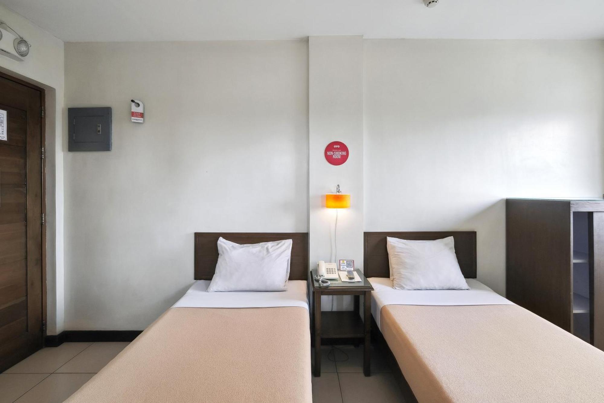 Hotel Governor Forbes - Center 3*