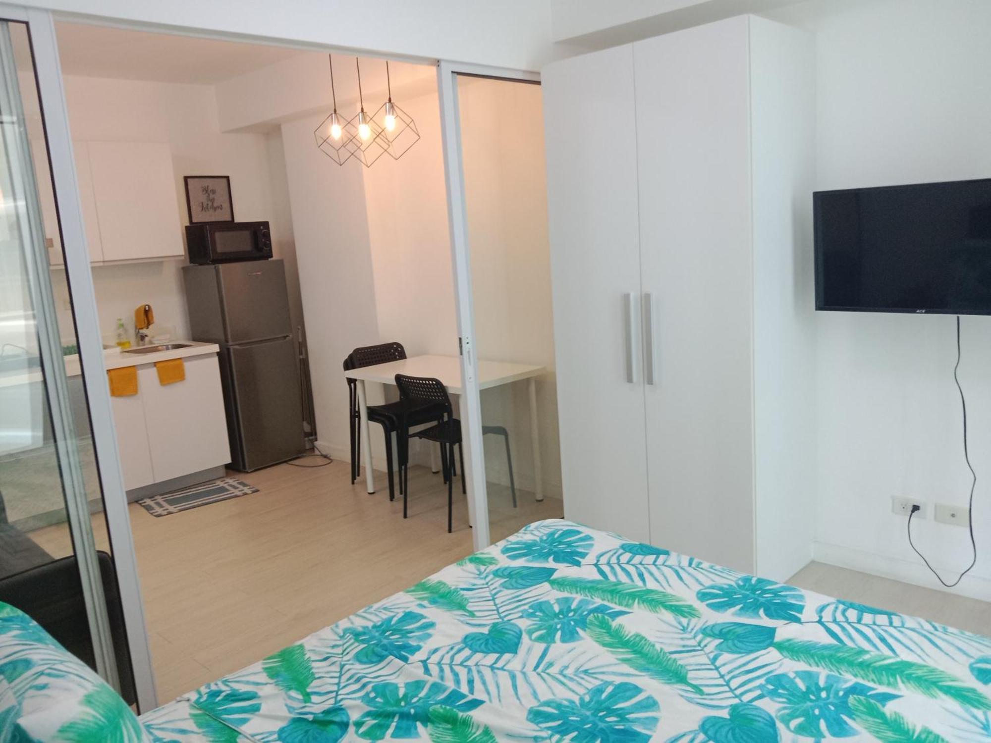 Azure Residences By Florendo Manila
