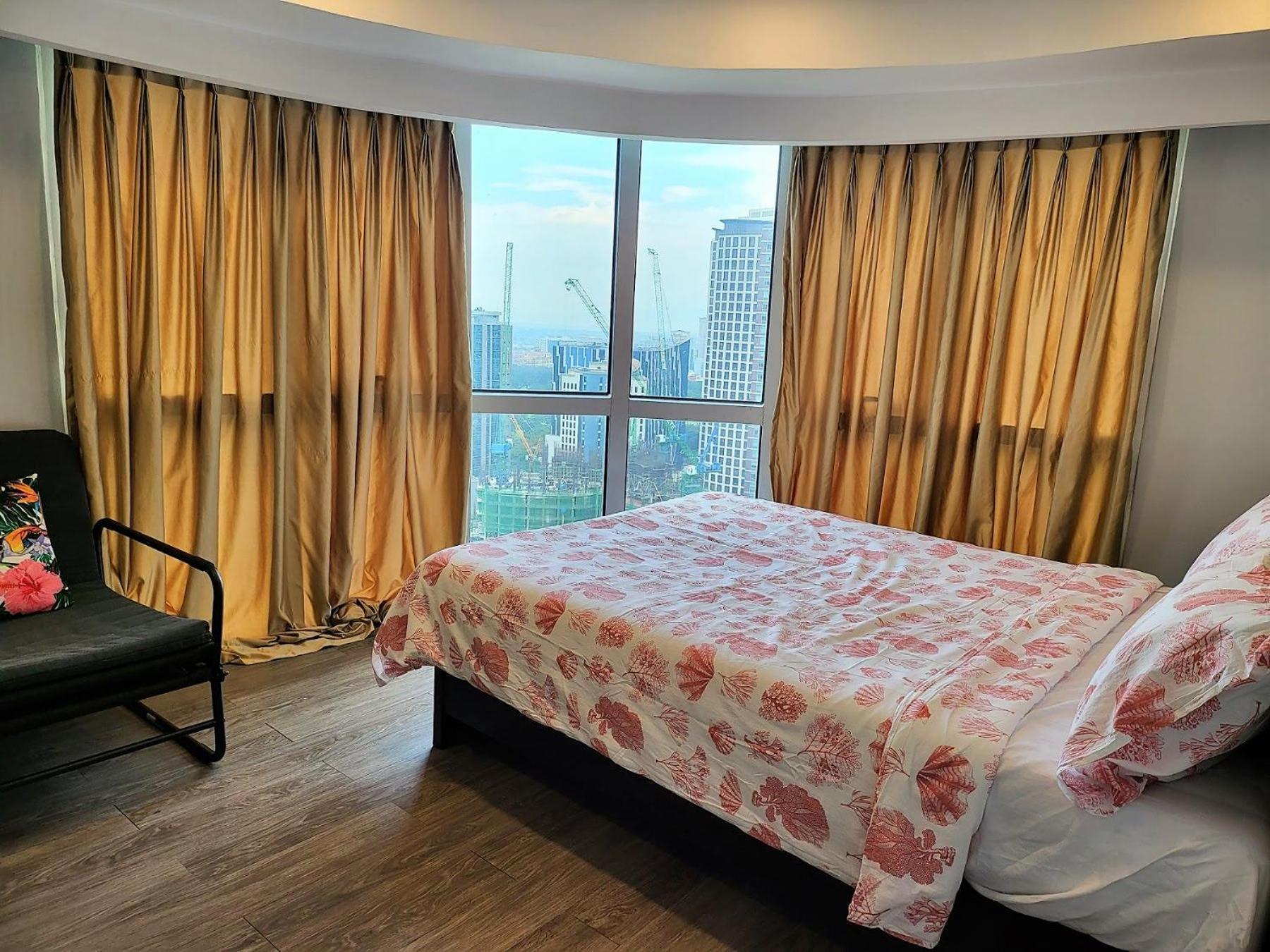 Muggle - Bonifacio Global Taguig *