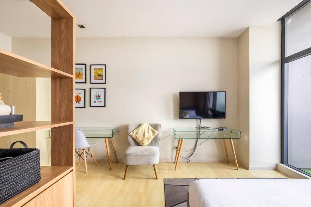 Apartment Modern Furnished Penthse View On Say *