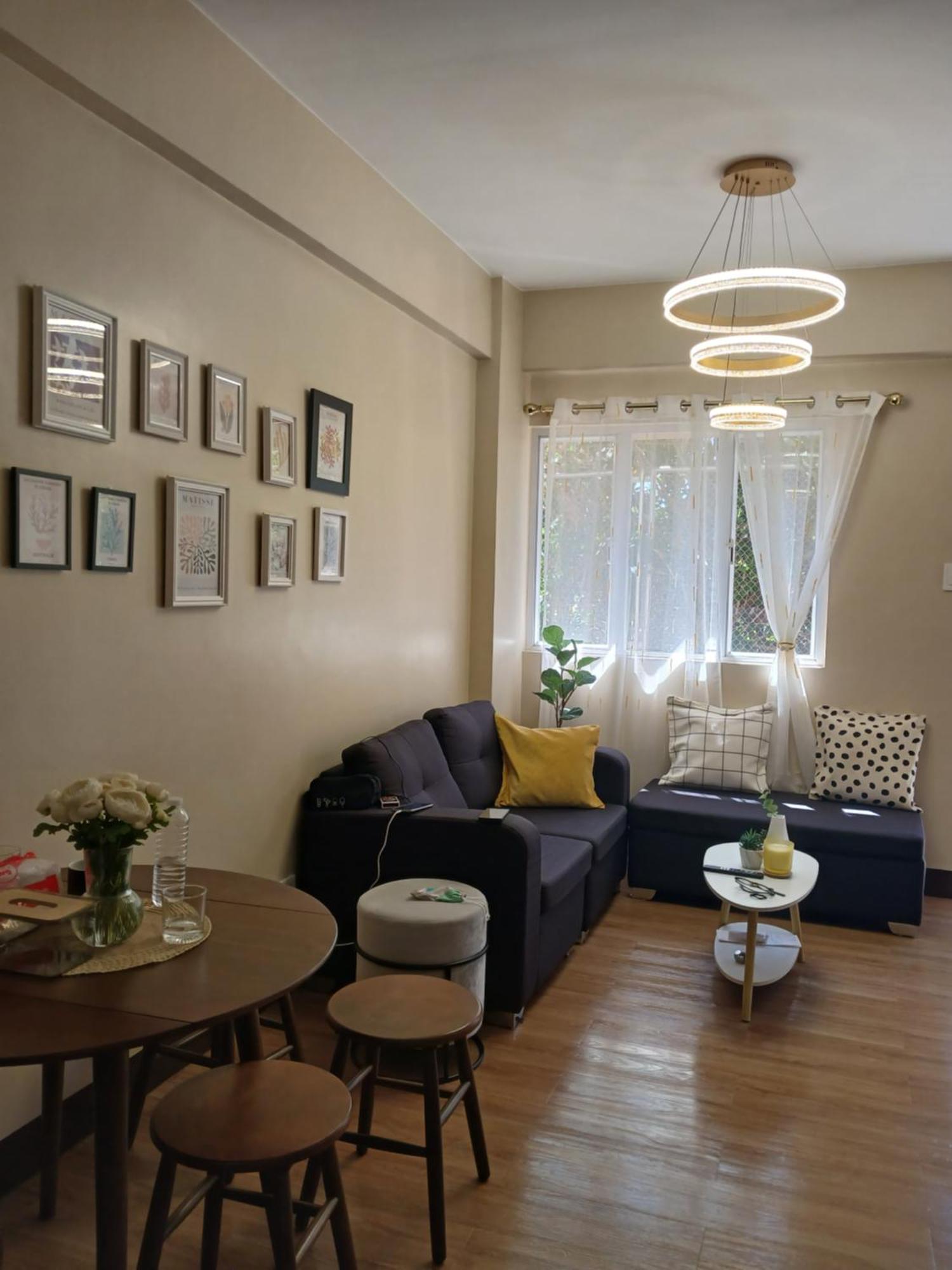 Apartment Eldenz 2br Fully Furnished With Free Wi-fi, Netflix & Amenities *