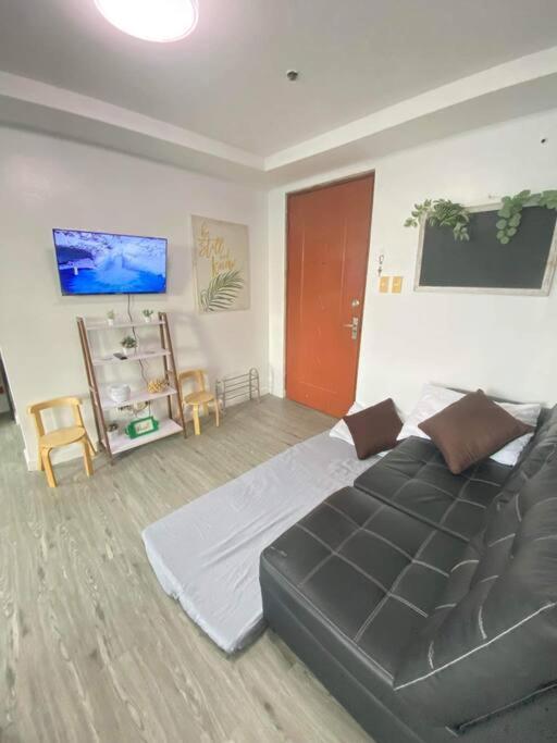 180 Degree View In Ortigas Apartment