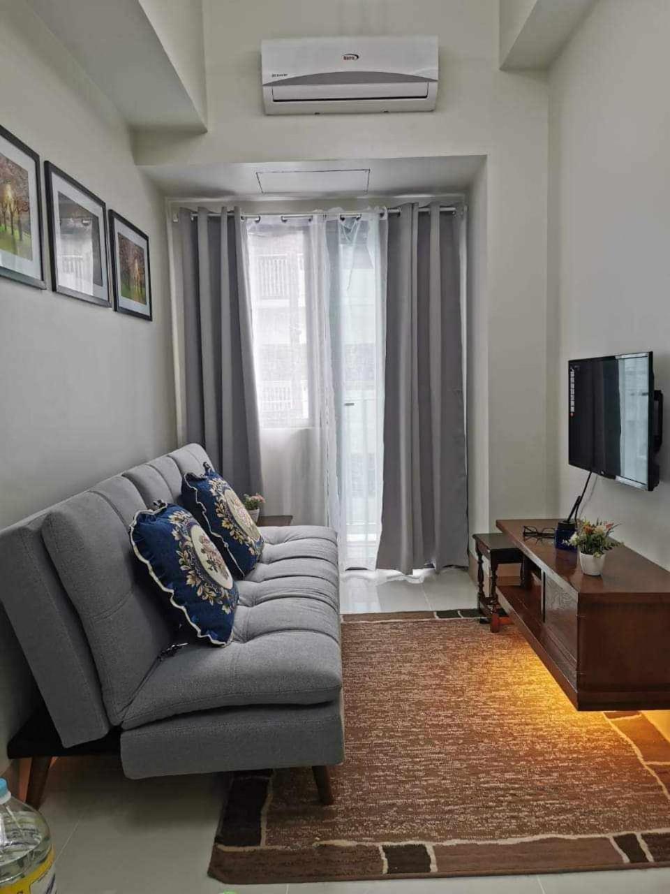 Shore 3 Mao Apartment Manila