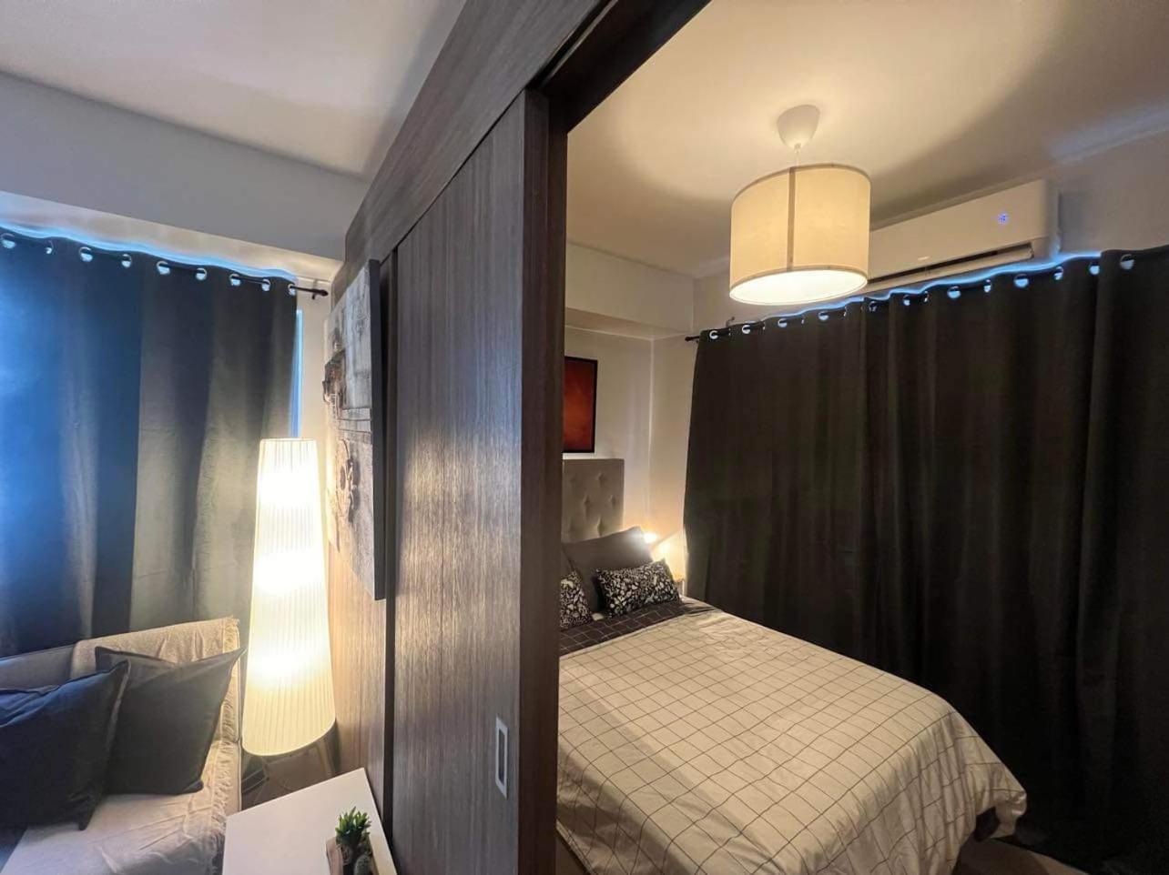 Shore 2 Residences High Speed Internet Walking Distance To Moa And Ikea * Manila