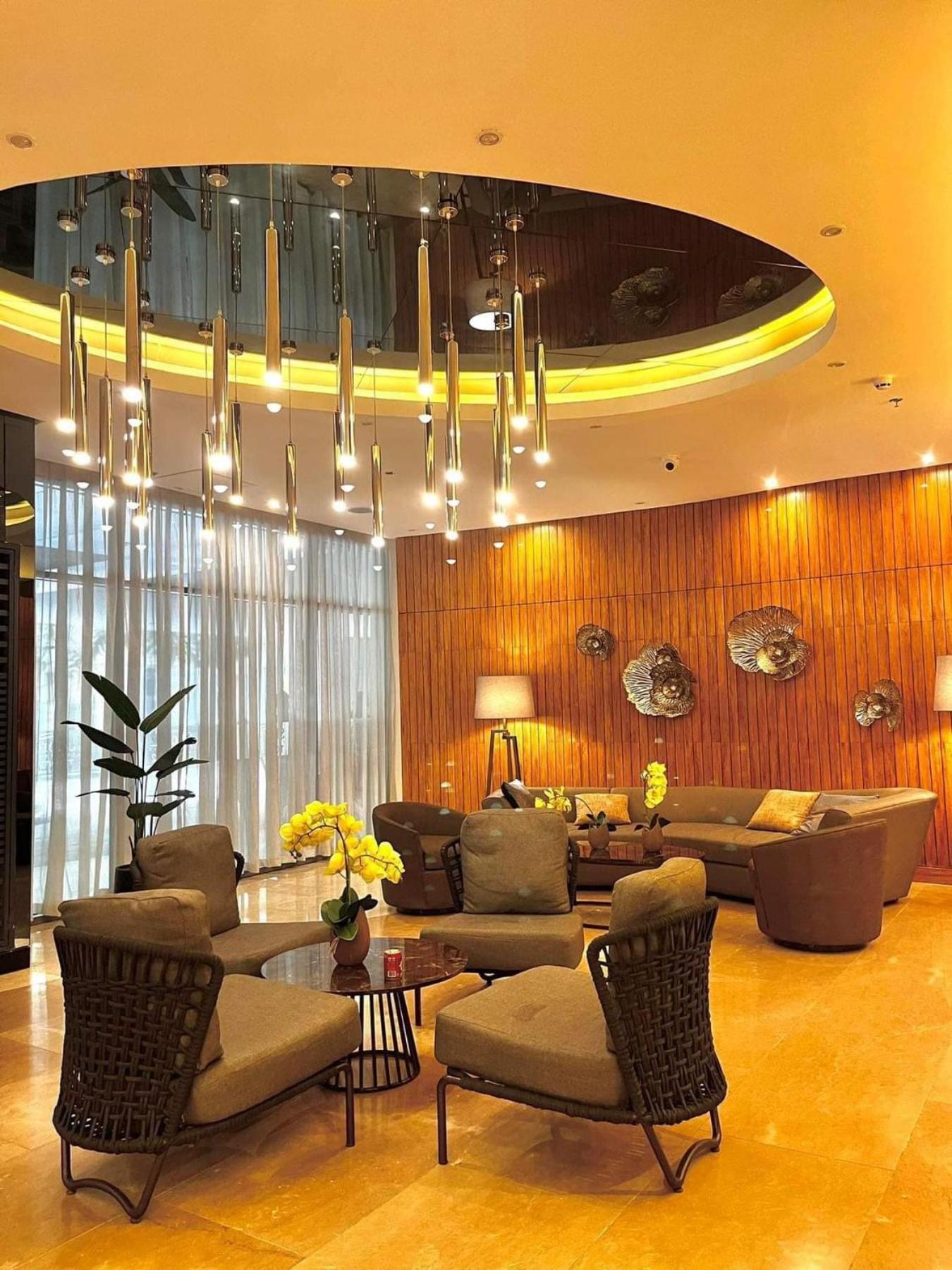 Shore 2 Residences High Speed Internet Walking Distance To Moa And Ikea Apartment *