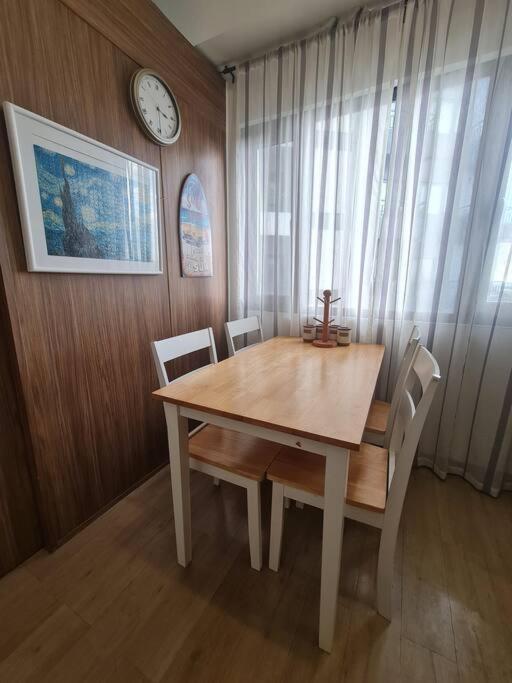 Paranaque Chic Corner Retreat Apartamento Manila
