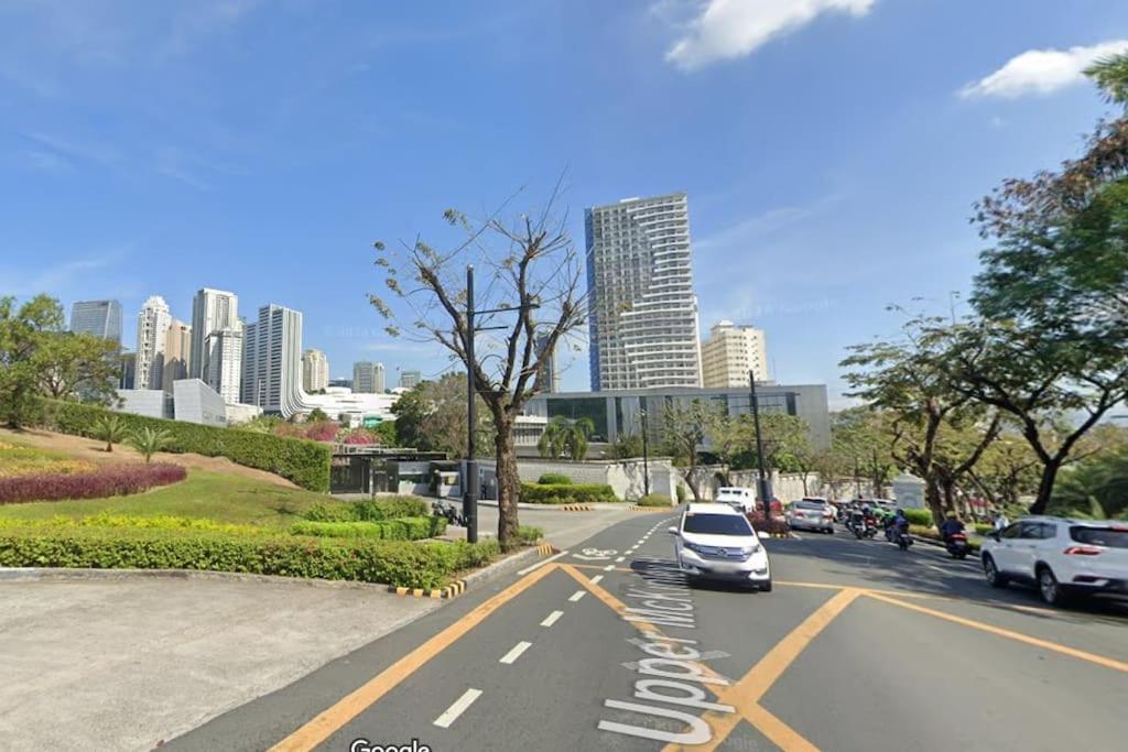 1br Condotel Ridgewood Towers Taguig #rw14 *