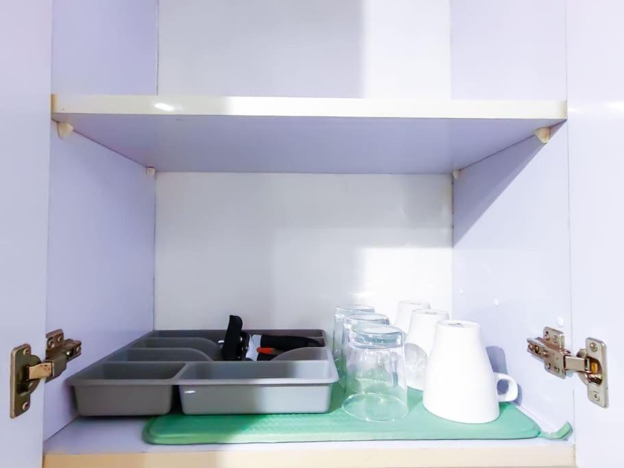 1br Condotel Ridgewood Towers Taguig #rw14 *