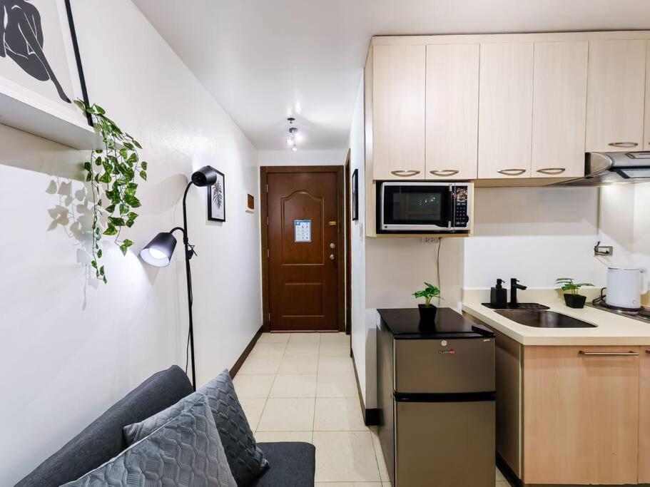 1br Condotel Ridgewood Towers Taguig #rw04 Apartment Manila