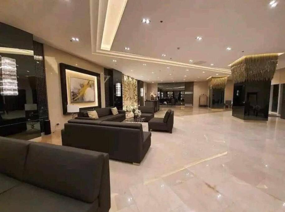 Fame Residences Edsa Shaw Mrt Shangrila Megamall 3538 Apartment Manila
