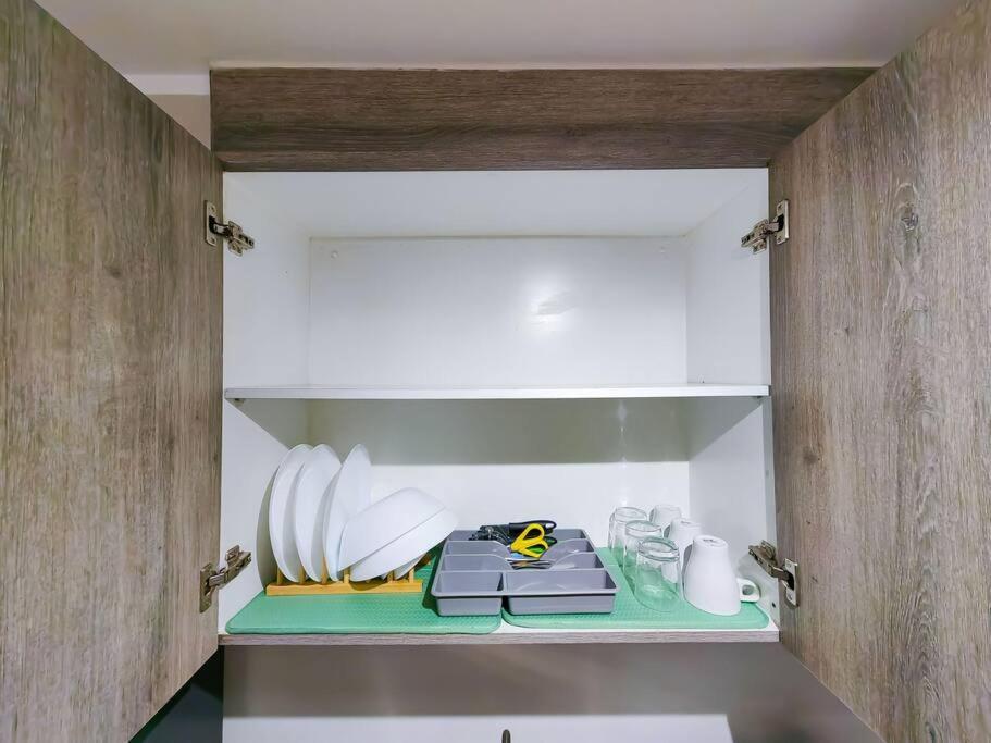 1br Unit Condotel W Balcony Fame Residences -fm04 Apartment