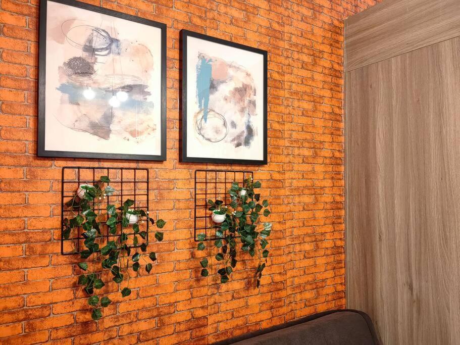 Apartment 1br Unit Condotel W Balcony Fame Residences -fm04 *