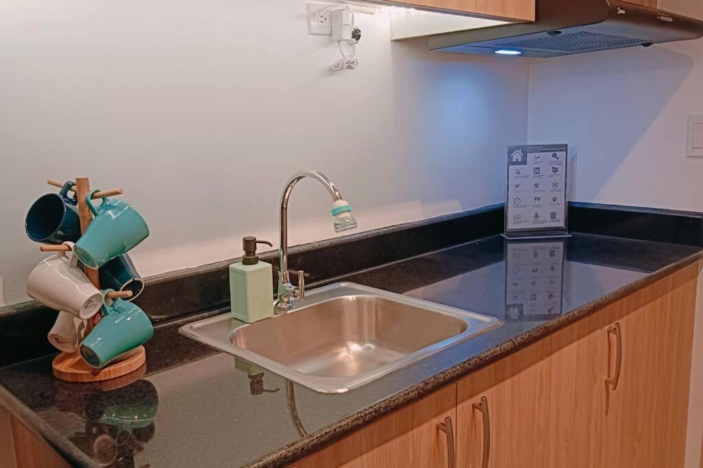 1br Condotel W Balcony Sm Light Residences -lt04 Apartment *