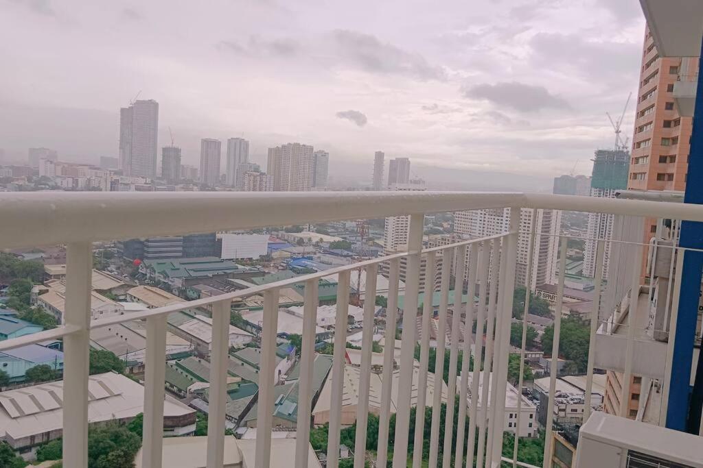 Apartment 1br Condotel W Balcony Sm Light Residences -lt04