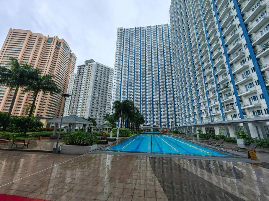 1br Condotel W Balcony Sm Light Residences -lt04