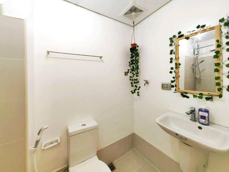 1br Condotel W Balcony Sm Light Residences -lt03 Apartment *