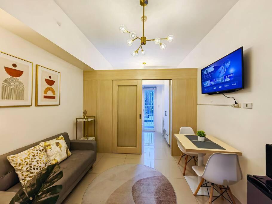 1br Condotel W Balcony Sm Light Residences -lt03 Apartment
