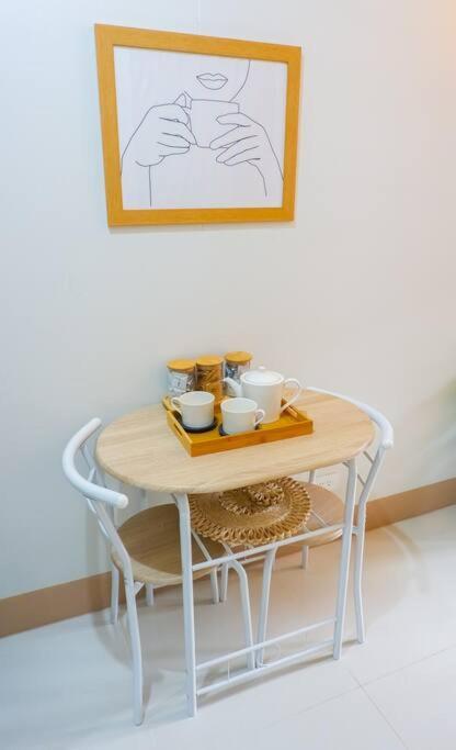 1 Bedroom In Pasay At Shore 3 Residences Near Mall Of Manila