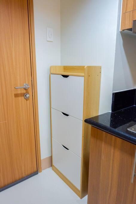 1 Bedroom In Pasay At Shore 3 Residences Near Mall Of Apartment