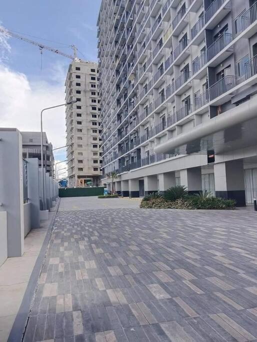 1 Bedroom In Pasay At Shore 3 Residences Near Mall Of *
