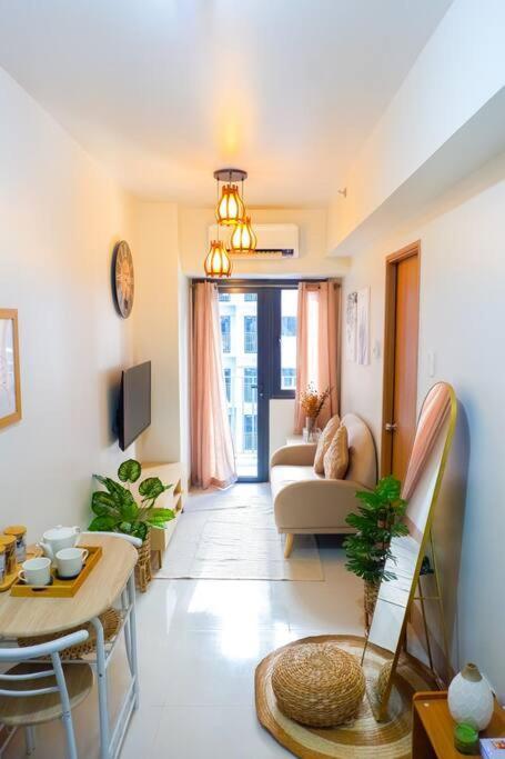 1 Bedroom In Pasay At Shore 3 Residences Near Mall Of * Manila