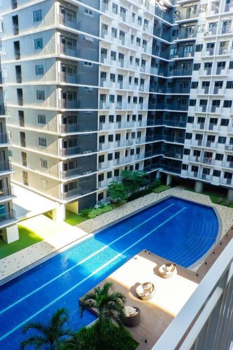 1 Bedroom In Pasay At Shore 3 Residences Near Mall Of Manila