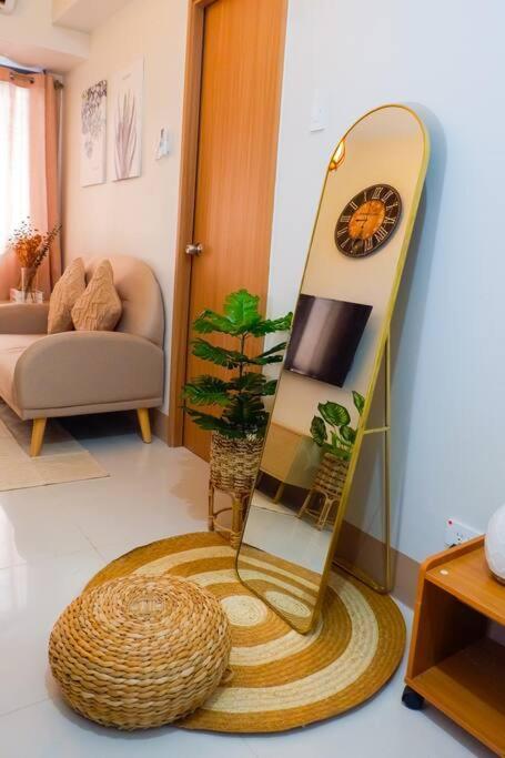 Apartment 1 Bedroom In Pasay At Shore 3 Residences Near Mall Of