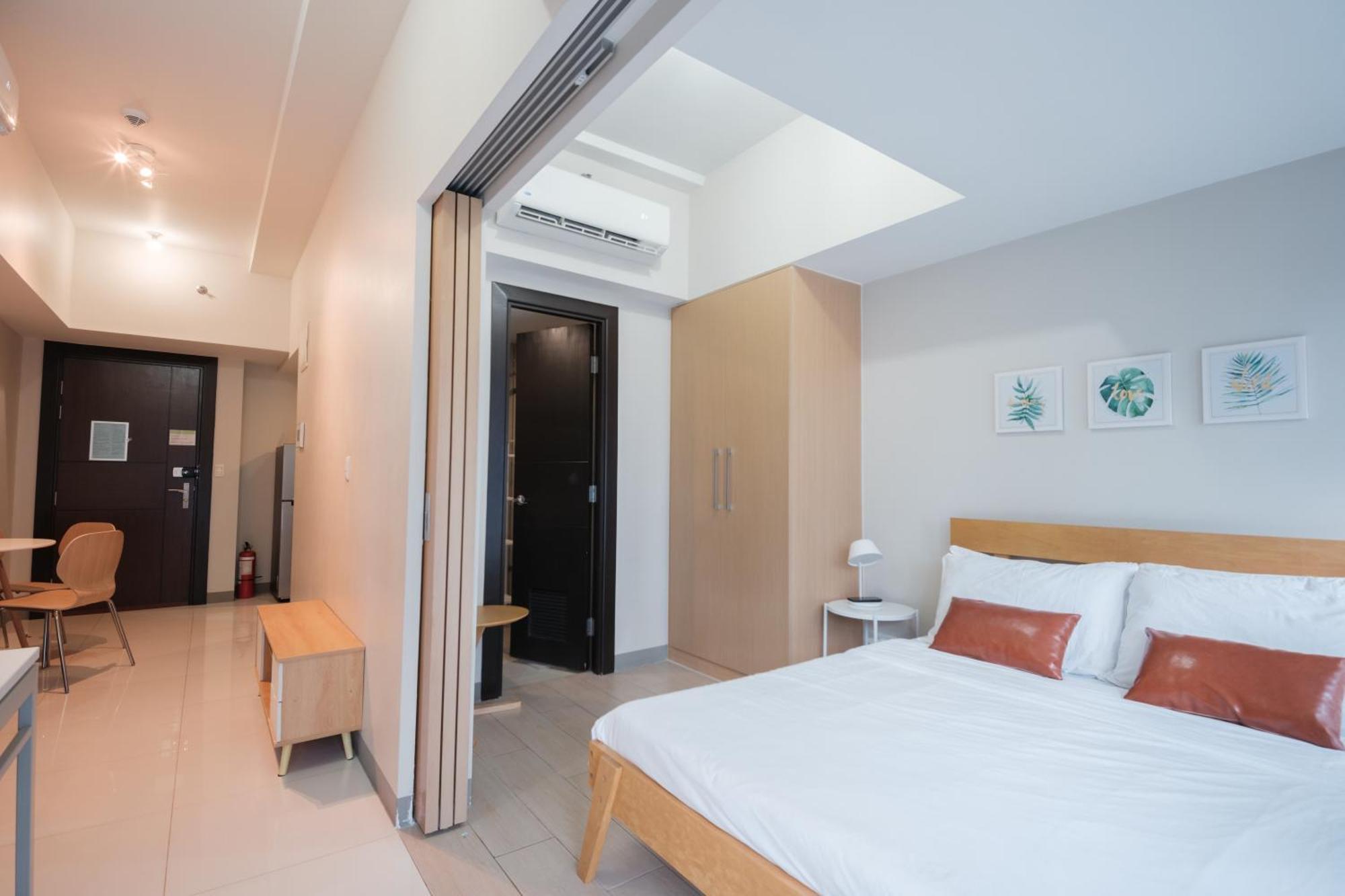 Uptown Bgc Luxury 1br With Fast Wifi Apartment Manila