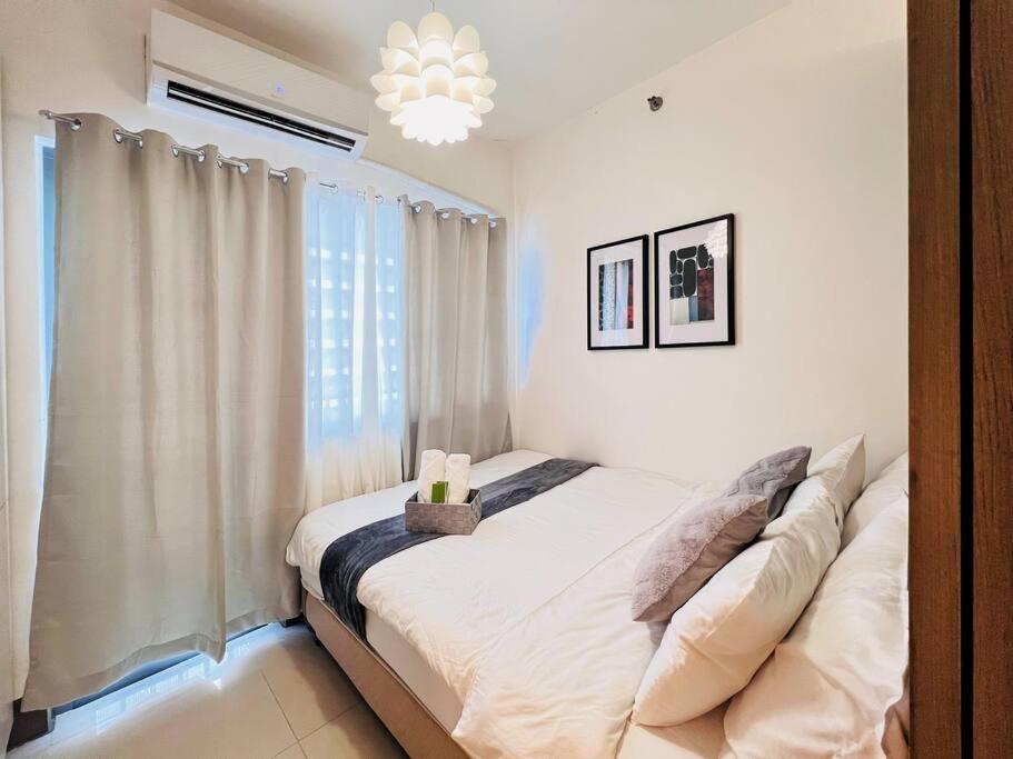 1br Unit Condotel W Balcony Fame Residences -fm15 * Manila
