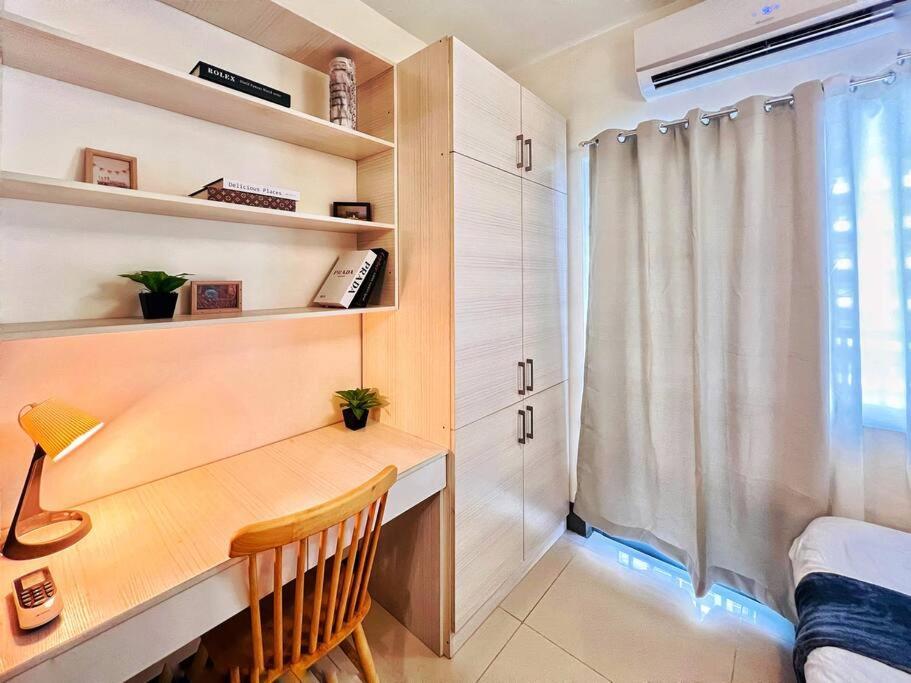 Apartment 1br Unit Condotel W Balcony Fame Residences -fm15 *