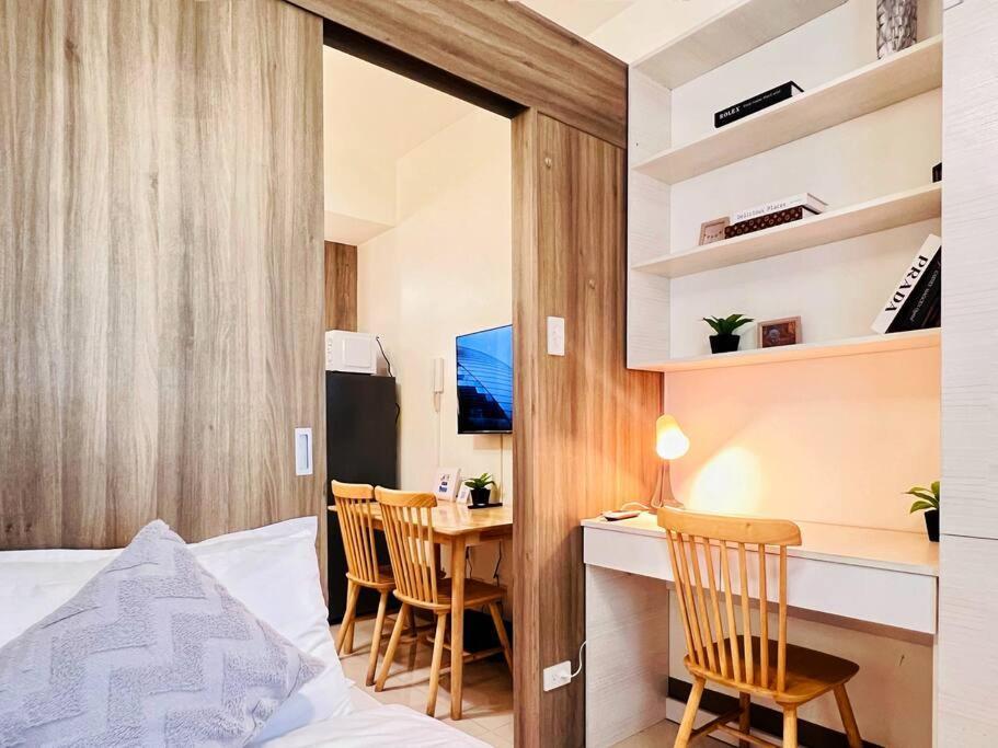 1br Unit Condotel W Balcony Fame Residences -fm15 Apartment