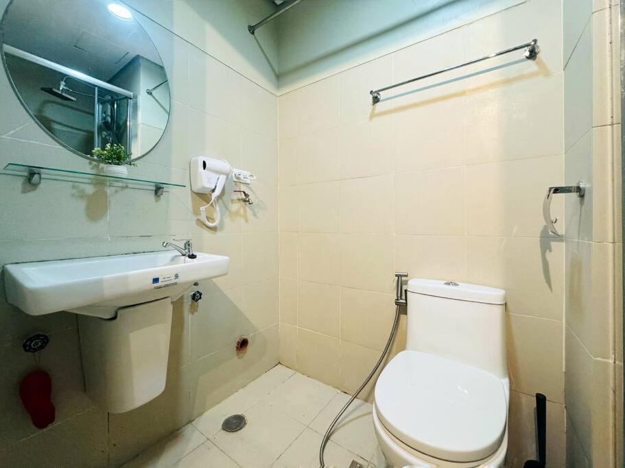 1br Unit Condotel W Balcony Fame Residences -fm41 *