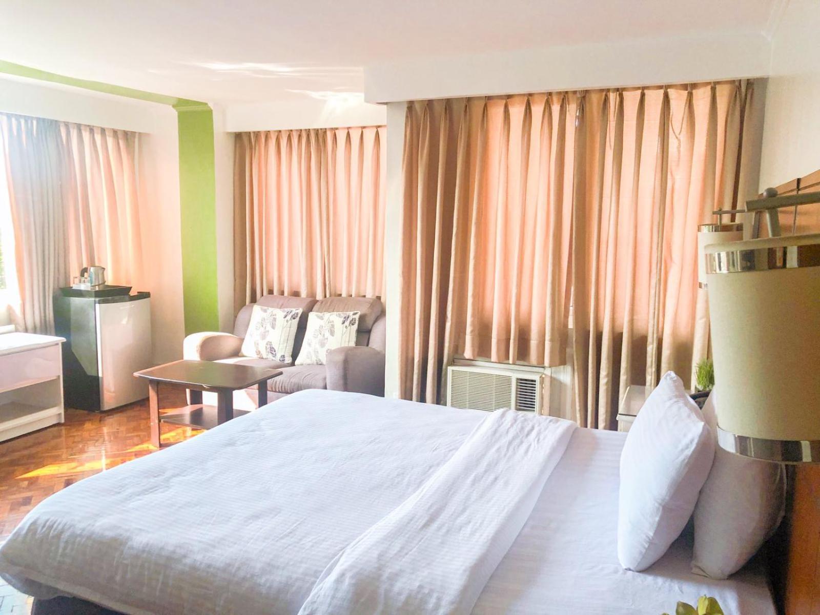 Comfy Manila-kalaw Hotel 3*