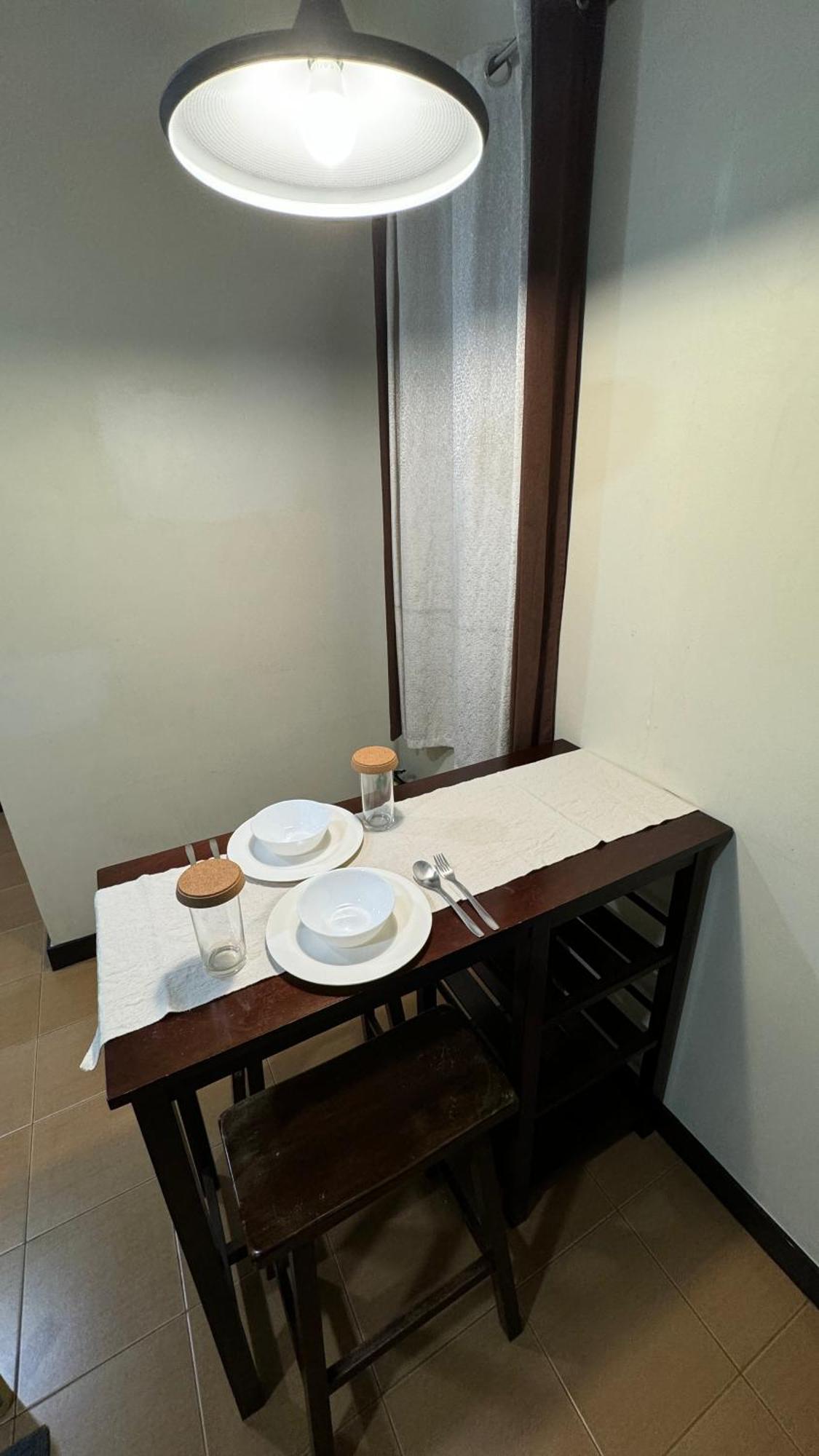 Toby's Crib At San Lorenzo Place Apartment *