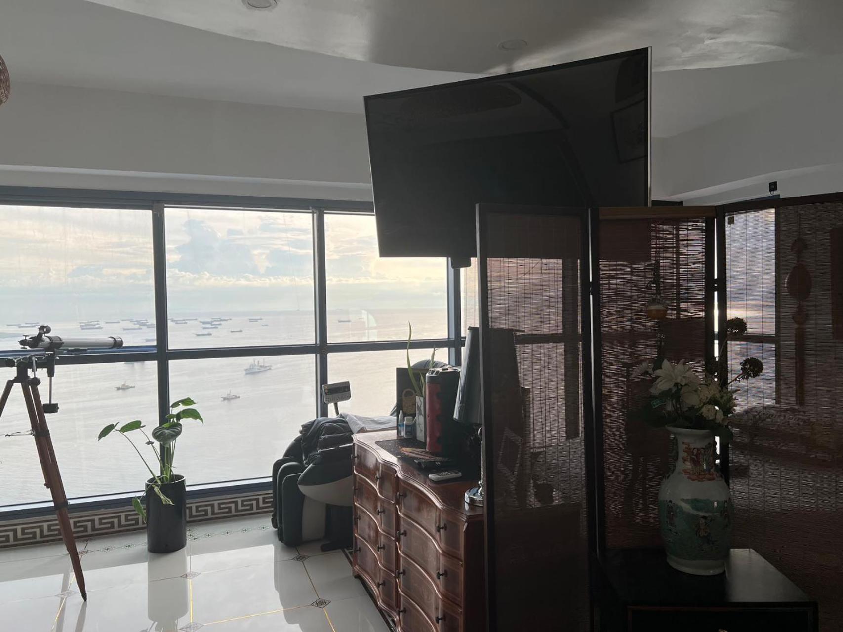 Dreamy Sunset Bay Apartment