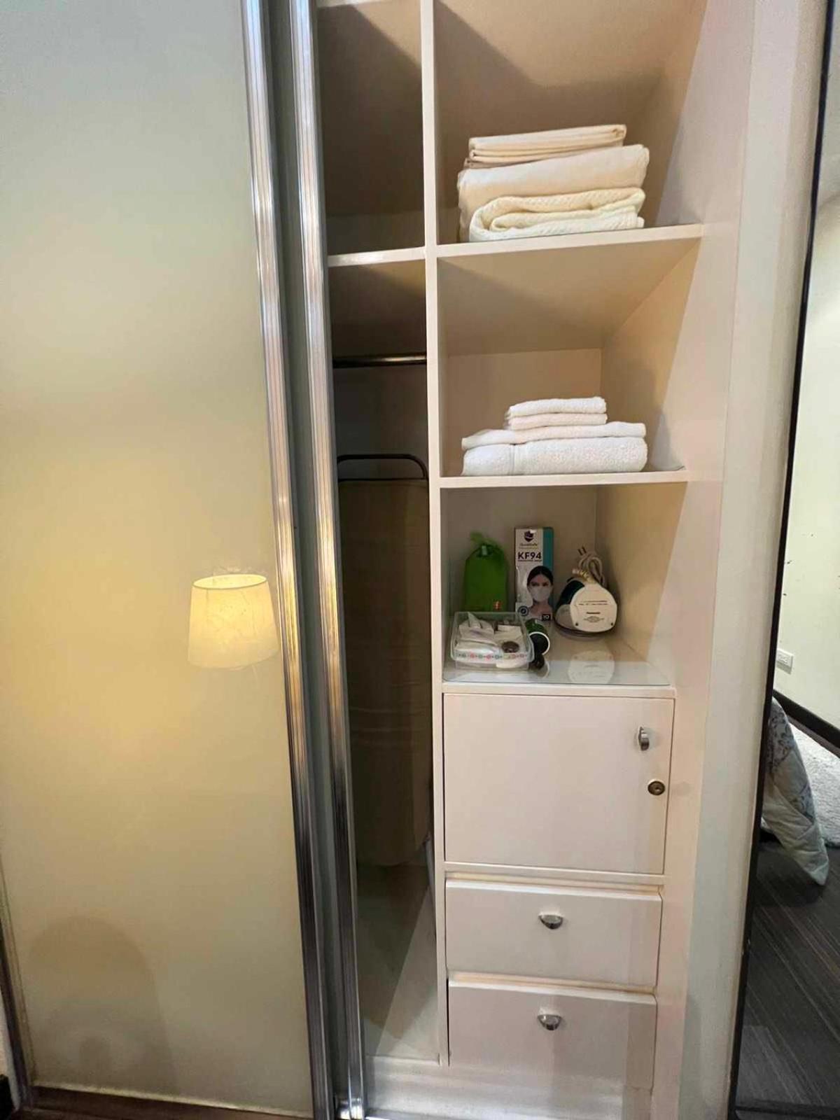 Tripleview Two Adriatico Place One Bedroom Facing Bay Gasthof Manila