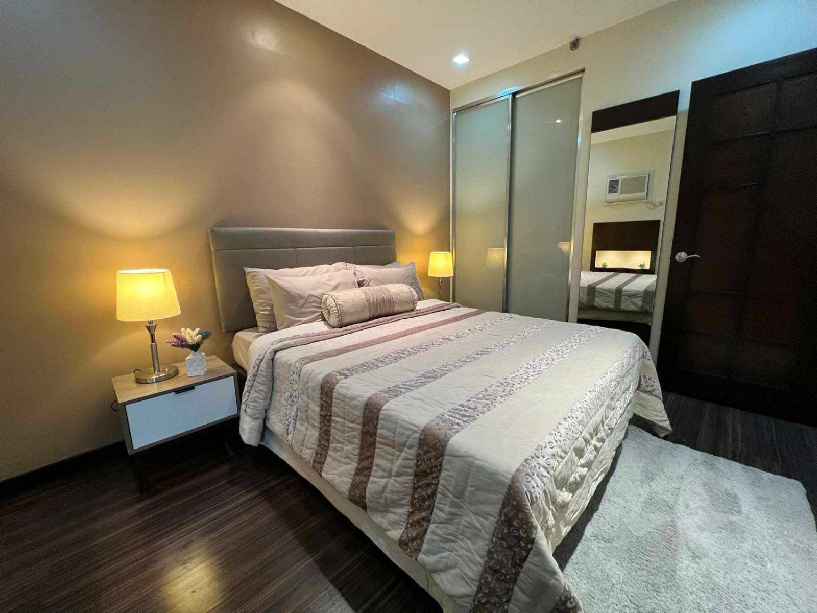 Tripleview Two Adriatico Place One Bedroom Facing Bay Gasthof Manila