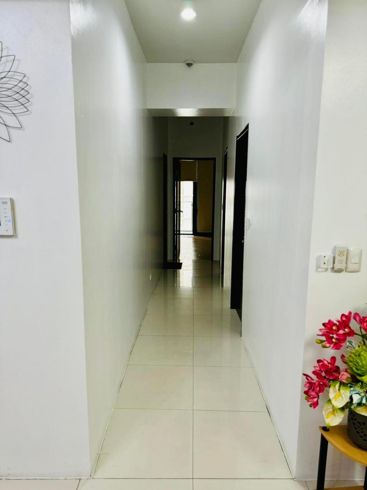 Blissful 3 Bedroom Family Unit In Bgc The Florence Manila