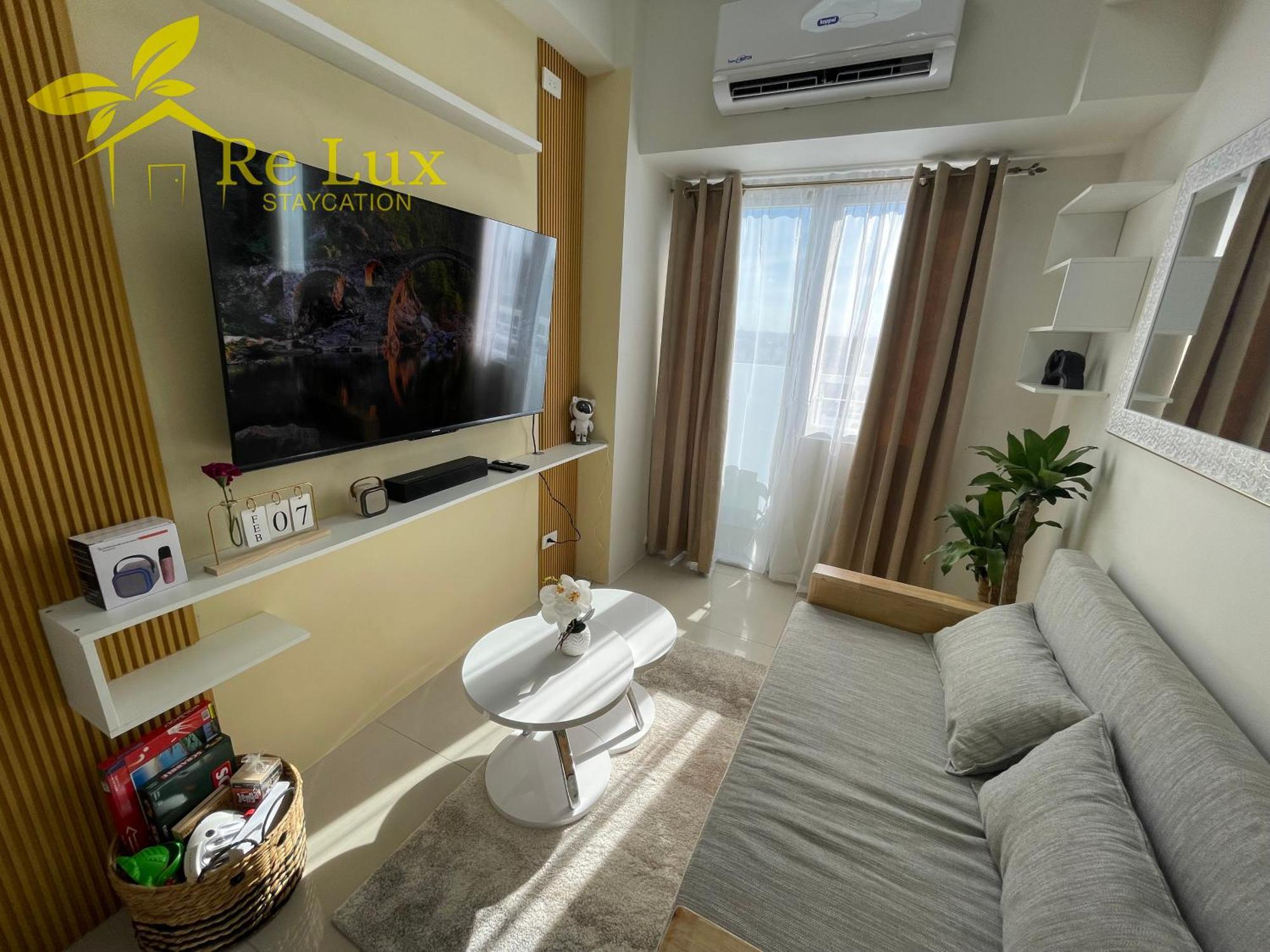 Re Lux Staycation, Near Naia