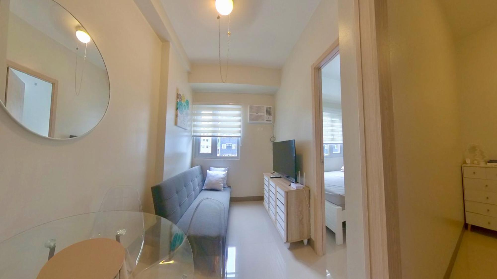 Urban Oasis 2br With Multiple Pools At Smdc Charm Residences *