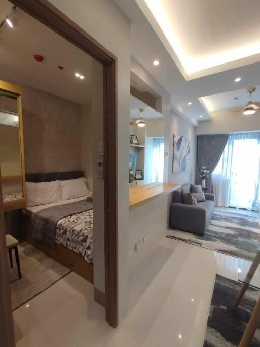 Shore 3 Residences Apartment Manila