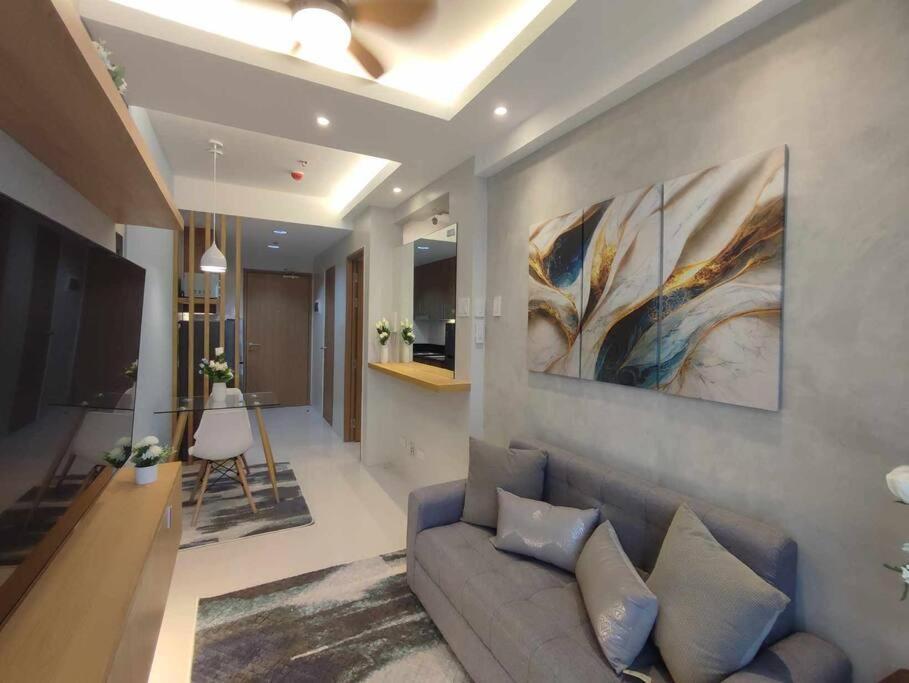 Shore 3 Residences Apartment *