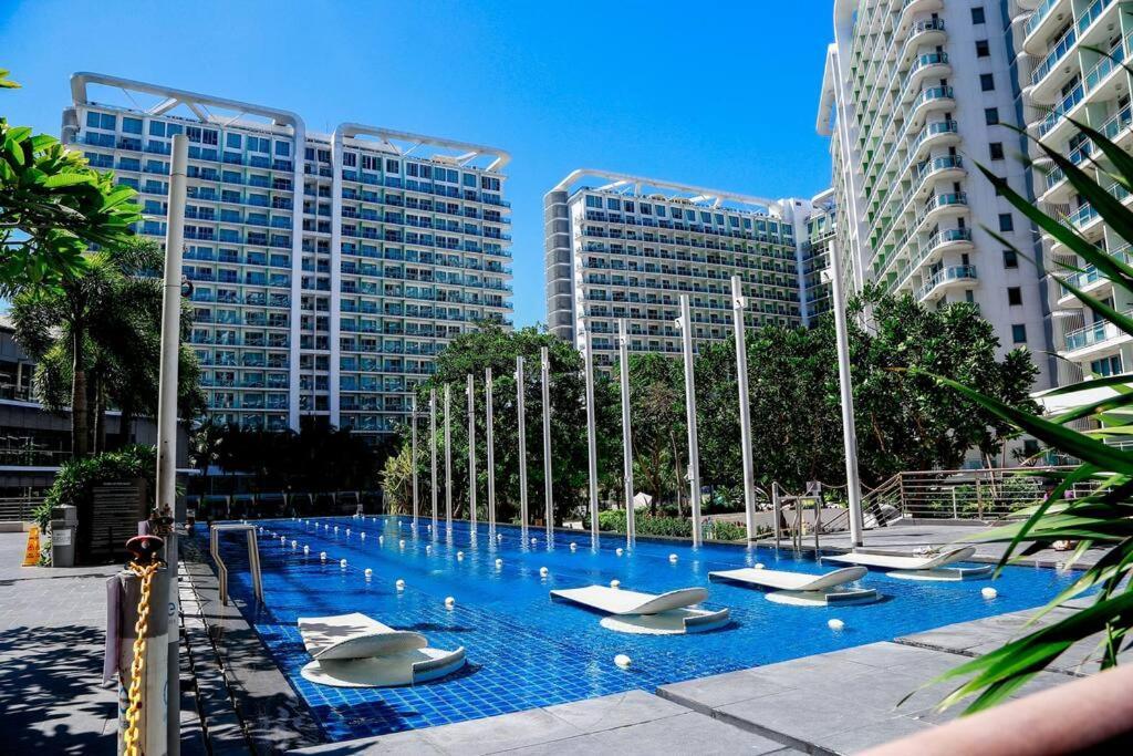 Apartment Azure Staycation By Solace Peak 2br *