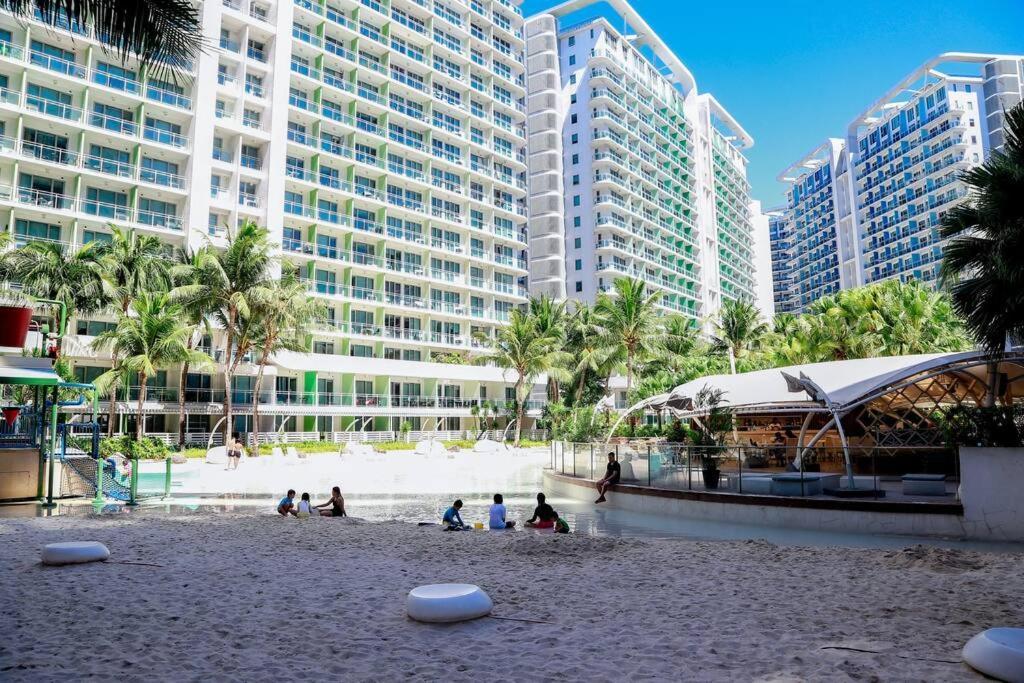 Azure Staycation By Solace Peak 2br * Manila