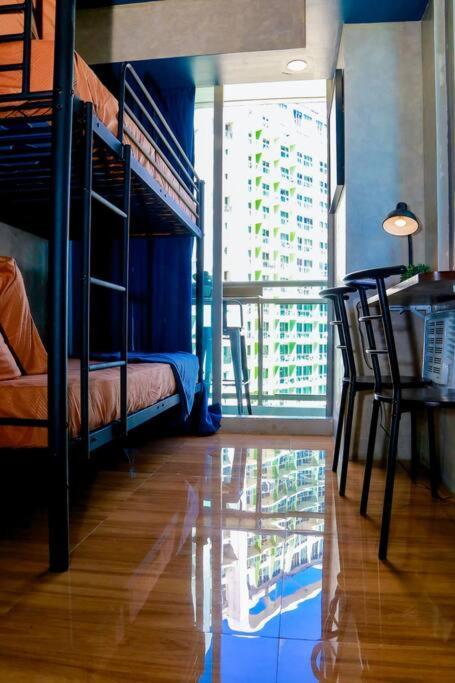 Apartment Azure Staycation By Solace Peak 2br